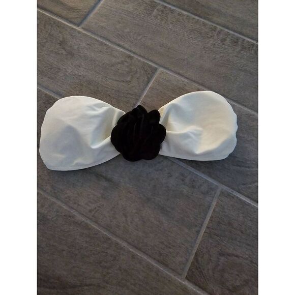 Bandeau Floral‎ Applique Bikini Top Black and White/Cream Size Medium - Picture 1 of 4